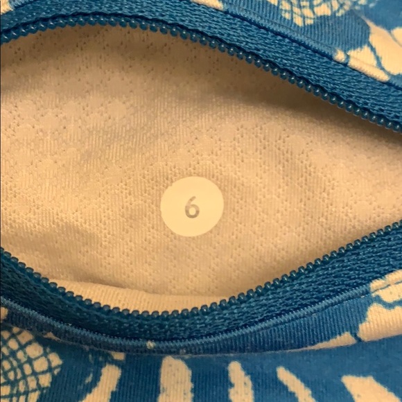 Lulu lemon leggings - Picture 3 of 4